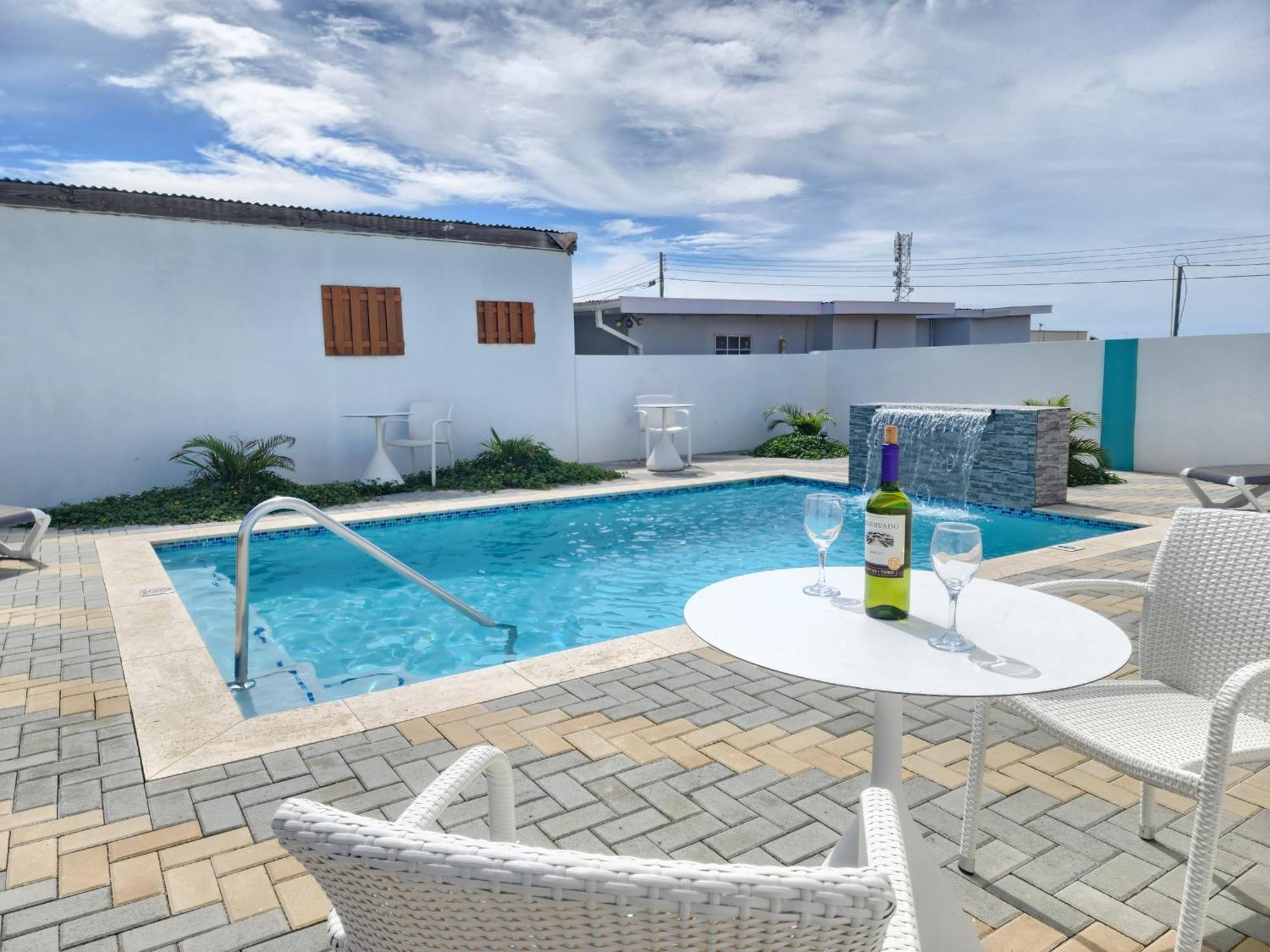 Ocean Breeze Apartments In Aruba Oranjestad Ngoại thất bức ảnh