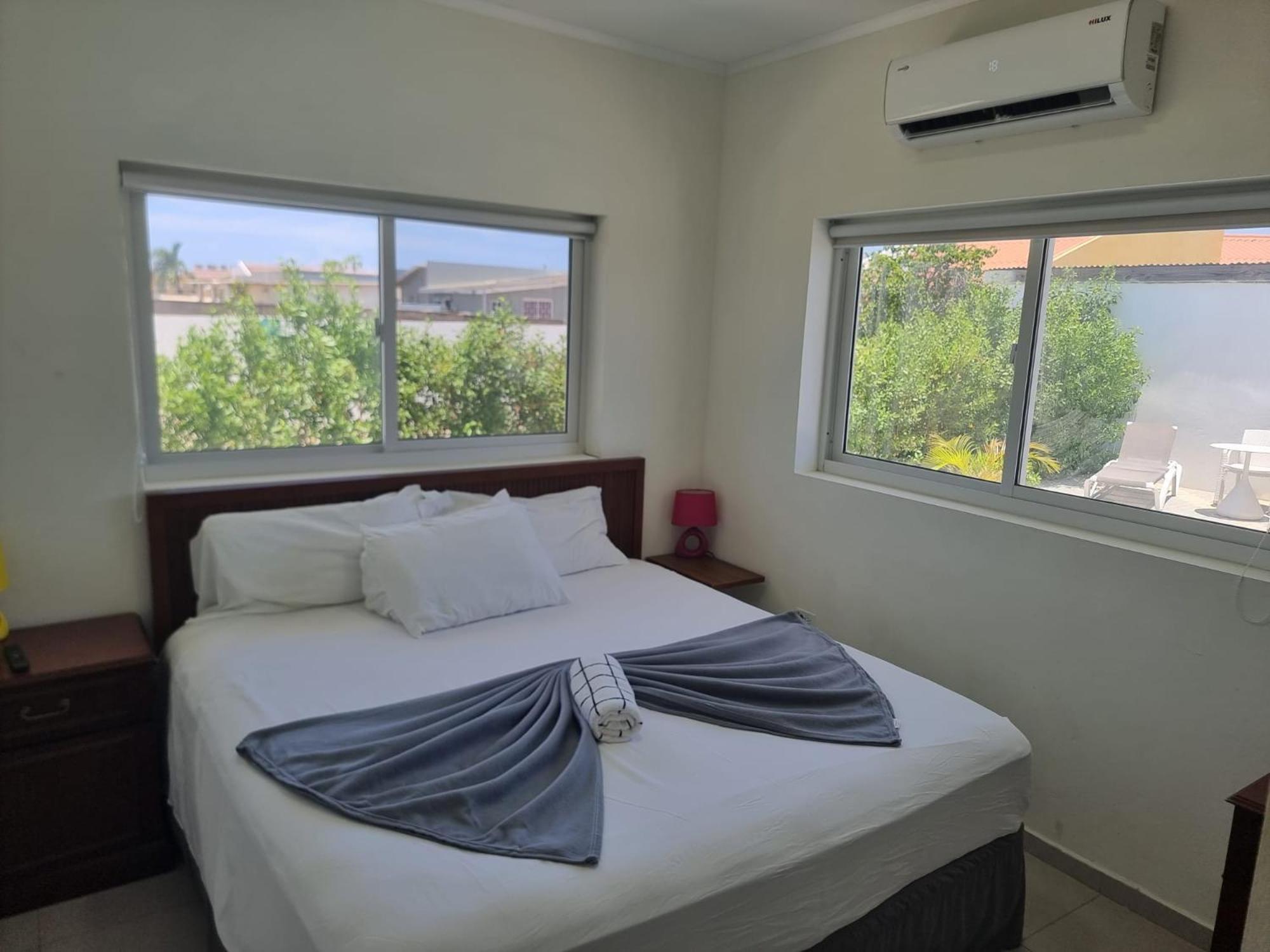 Ocean Breeze Apartments In Aruba Oranjestad Ngoại thất bức ảnh