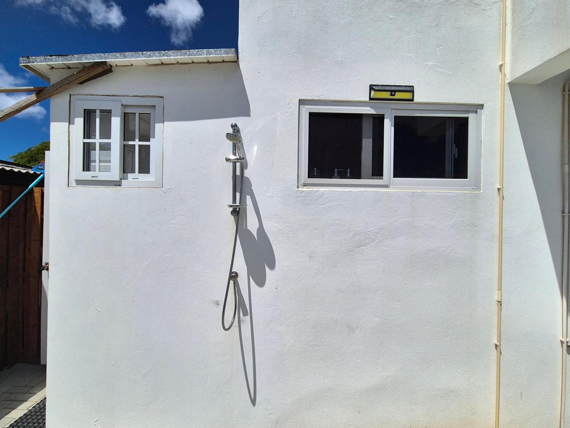 Ocean Breeze Apartments In Aruba Oranjestad Ngoại thất bức ảnh